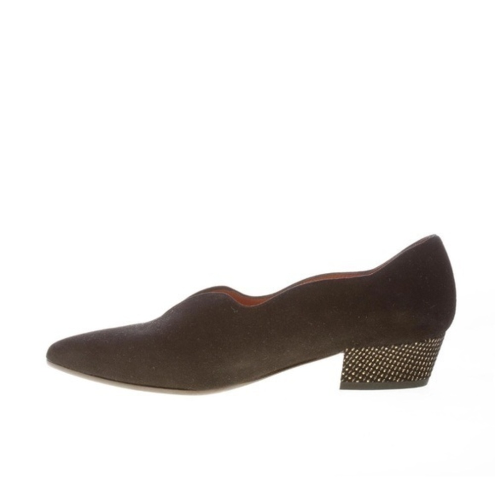 Chie Mihara Olive Scalloped Low Heel Loafers
